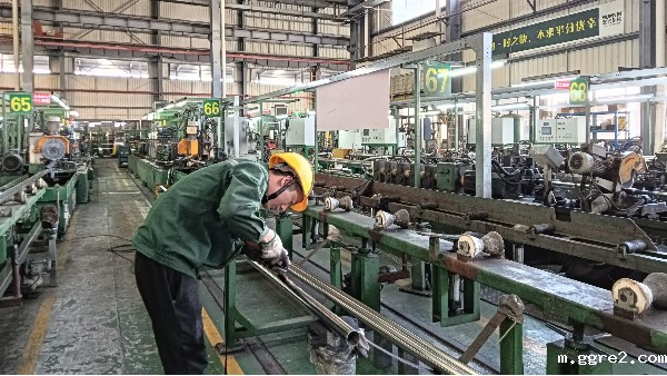 不锈钢焊管胜无缝，换热器选材揭秘！