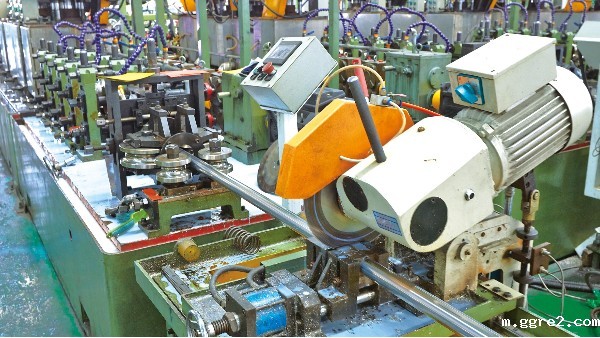 政策之下，钢铁价格为何依旧继续下降